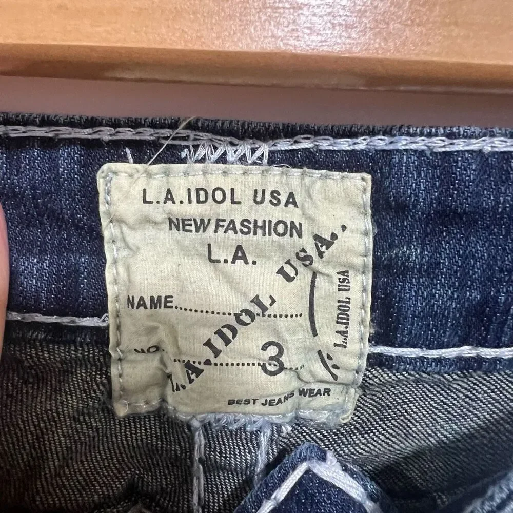 L.A. Idol dark wash denim capri pants SIZE 3